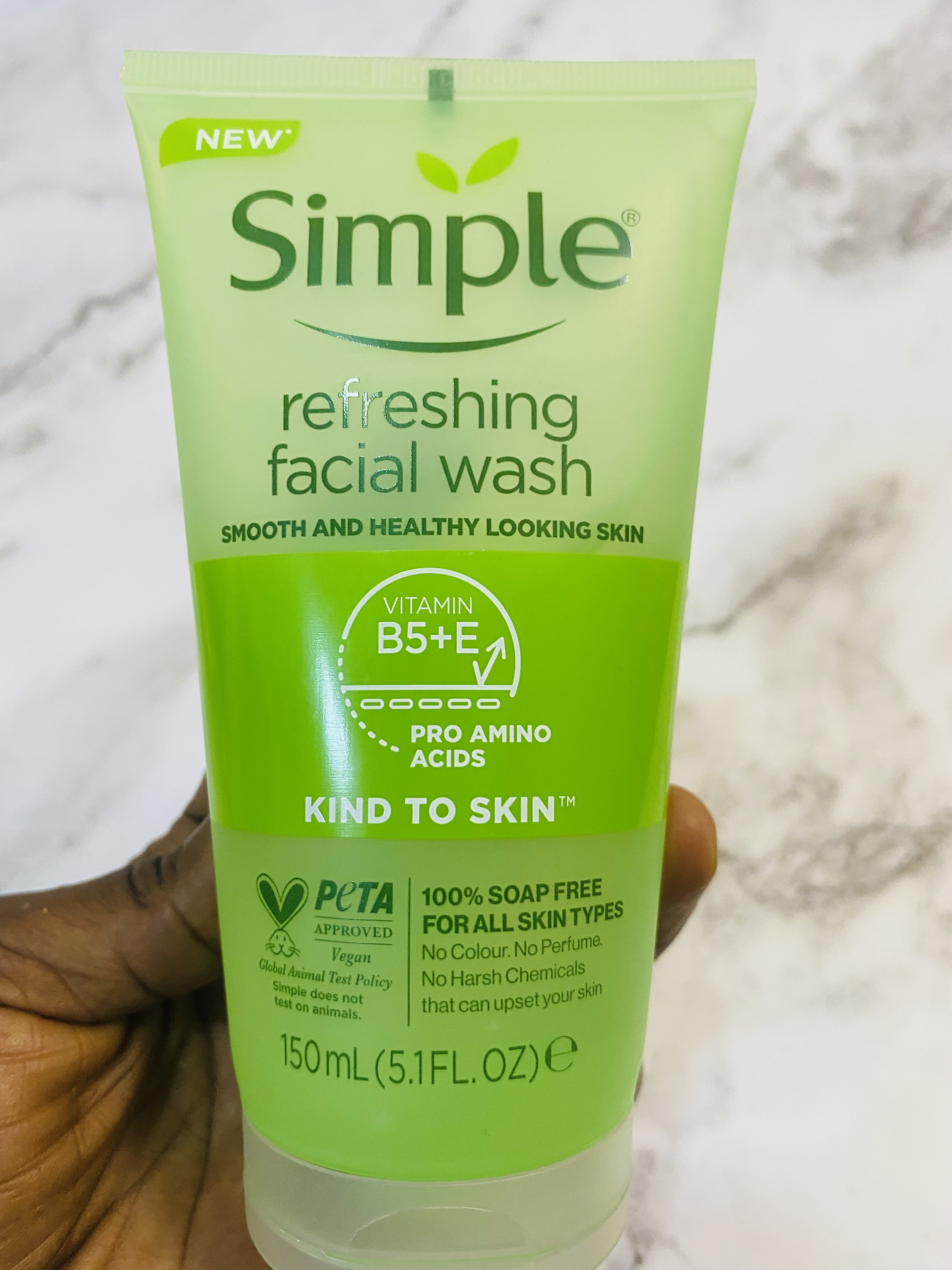Simple Refreshing Face wash